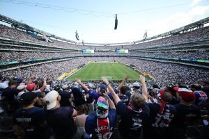 Самолет или телевизор за световното: Емоцията на живо започва от 1500 евро