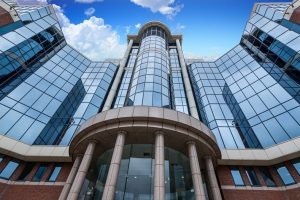 Би Би Си поиска прекратяване на делото на президента Доналд Тръмп за 10 млрд. долара