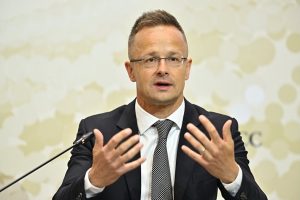 Сиярто: Унгария блокира 90 милиарда евро за Украйна заради петролопровода „Дружба“