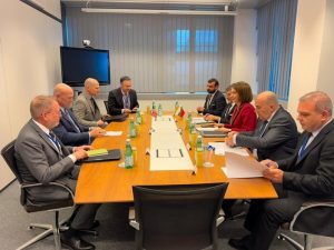 Министър Надежда Нейнски обсъди стратегическата сигурност с постоянния представител на САЩ в НАТО