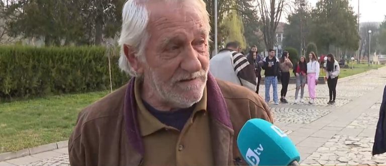 Пенсионери в Искър теглят бързи кредити заради сметки за ток до 700 евро Пенсионери в Искър теглят бързи кредити заради сметки за ток до 700 евро