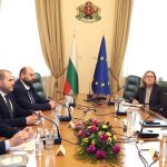 Андрей Гюров и финансови експерти обсъдиха мерки срещу ефектите от кризата в Близкия изток