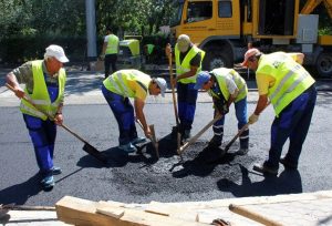 Избори: писна ни да спорят за милиарди и пътища! (Обзор)