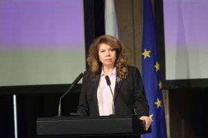 Илияна Йотова: В дигиталния свят имаме нужда от повече духовност и памет за кирилицата