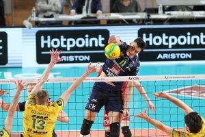 Тежка загуба за Лубе и Алекс Николов в Шампионската лига