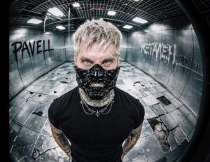 От хип-хоп Павел мина на хард рок и представя нов албум