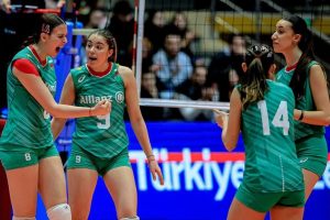 Националките до 18 г. пред решаващ сблъсък с Гърция за европейското