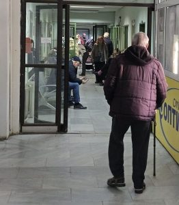 Родителите са ползвали над 860 хиляди дни болнични за грижа за деца