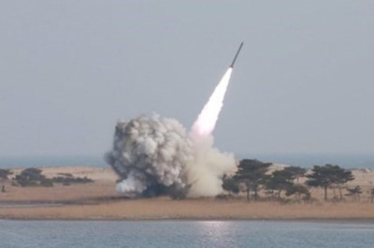 Четвърта иранска ракета е прехваната в Турция от системите на НАТО Четвърта иранска ракета е прехваната в Турция от системите на НАТО