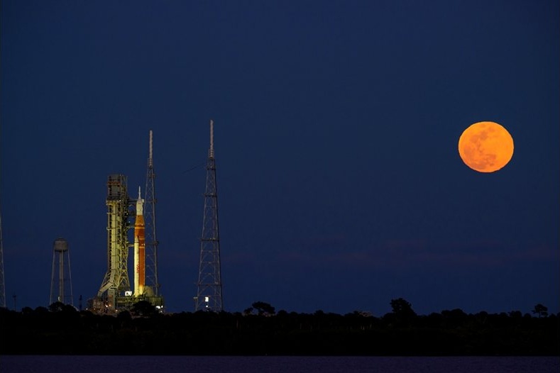 НАСА инвестира 20 млрд. долара в постоянна база на Луната