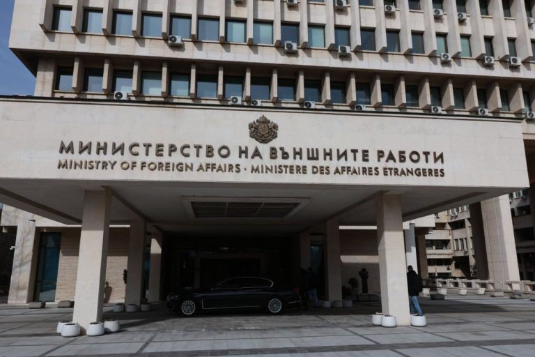 България осъди иранските атаки в Близкия изток и Персийския залив България осъди иранските атаки в Близкия изток и Персийския залив