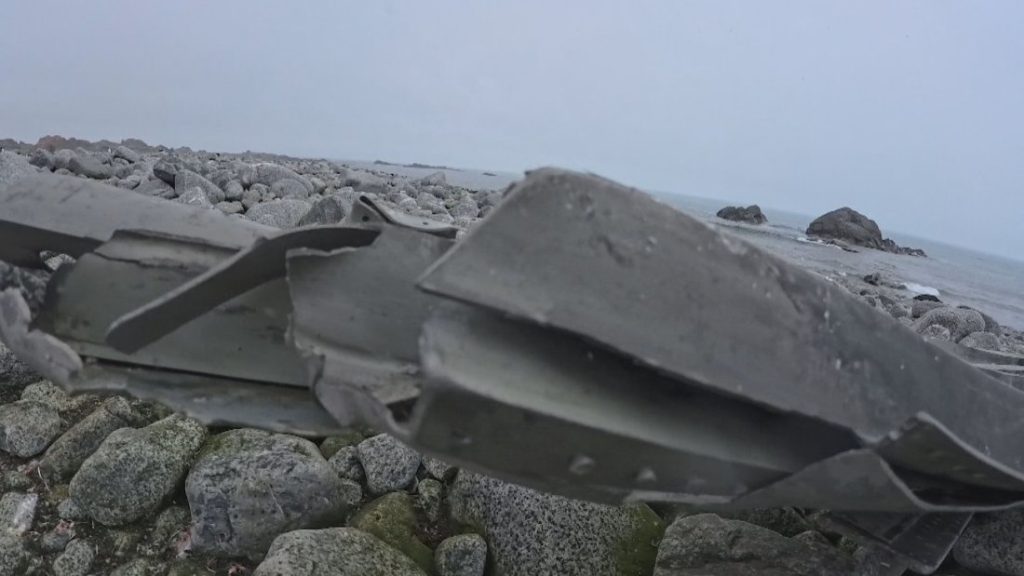 Български полярници откриха останки от аржентински самолет, катастрофирал преди 50 години