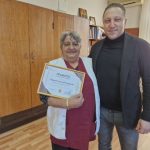 Санитарка от ИСУЛ върна голяма сума пари и получи отличие за гражданска доблест