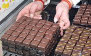 Шоколадова сага в Букурещ: Националната библиотека е домакин на най-големия фестивал на какаото