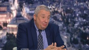 Илия Лазаров: България трябва да обсъди внимателно френския ядрен щит