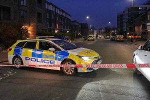 Инцидент в Дарби: Кола се вряза в пешеходци на оживена улица