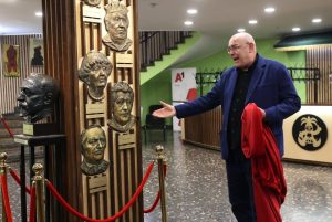 Маски на Катя Паскалева, Константин Коцев и Васил Попов откриха в Сатиричния театър