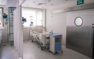 „Медицински надзор“ започва масови проверки в болници заради нерегламентирани такси