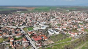 На Оскари в Житница: Шведската легенда Стелан Скарсгард покори българското село със „Сантиментална стойност“