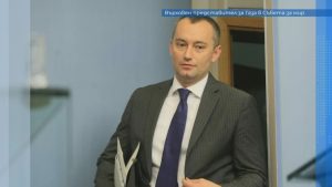 Николай Младенов: Дубай и Абу Даби забраниха изгонването на блокирани туристи