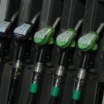 Петролният бранш увери министър Трайков: Няма спекула при цените на горивата