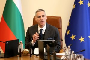 Премиерът Андрей Гюров: България разполага с достатъчно горива и няма да допусне изкуствена паника