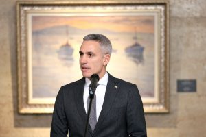 Премиерът Андрей Гюров: България изведе най-много хора от кризисния район в Близкия изток