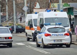 Шофьори на линейки в Бургас на протест заради стотици глоби за превишена скорост
