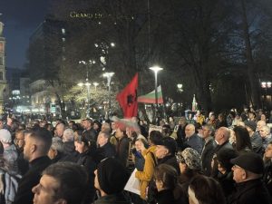 Протест в София срещу войната в Иран поиска оставката на военния министър