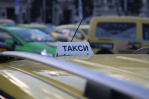 Рязък скок в цените на горивата блокира таксиметровия бранш в Благоевград