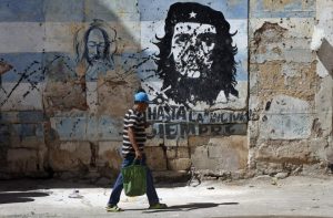 Руският танкер „Анатолий Колодкин“ проби енергийната блокада на Куба с разрешение на Доналд Тръмп