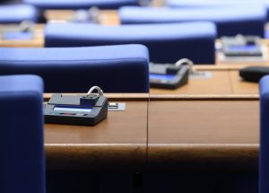 Шестима служебни министри се явяват на първия парламентарен контрол на кабинета "Гюров"