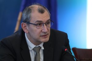 България рискува загуба на милиони евро заради забавени бази за медицински хеликоптери