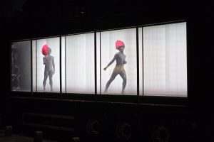 Спектакълът „Future Cargo“ преобразява Пловдив с футуристичен танц върху камион