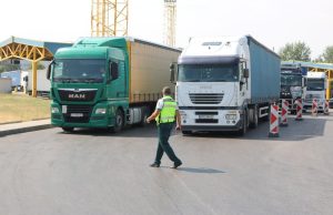 Спират движението по Дунав мост при Русе за 5 часа за авариен ремонт в четвъртък