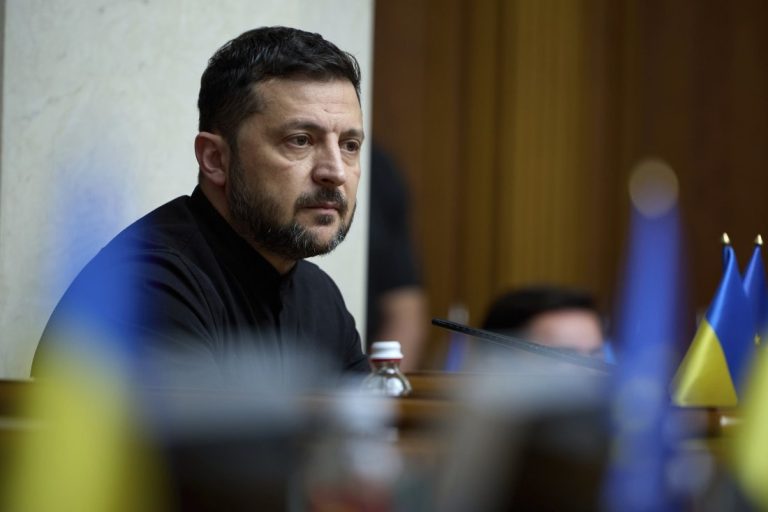Володимир Зеленски пристигна в Букурещ за ключови преговори за отбрана и енергетика