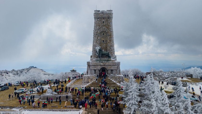 Заради 3 март ограничават трафика през прохода Шипка