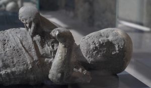 Отпечатъци на болката: Жертвите на Помпей оживяват в нова изложба