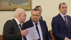 Подават по 500 заявления на час за компенсация заради цените на горивата