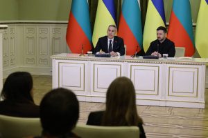 Остри политически реакции в България след историческата визита на Андрей Гюров в Киев