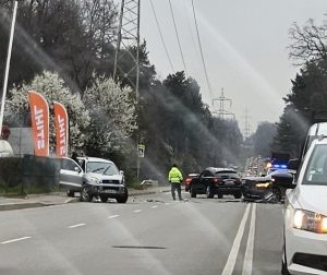 Пътна блокада в София: Верижна катастрофа и инциденти на ключови булеварди