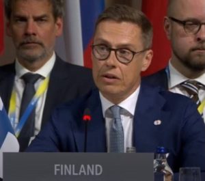 Финландският президент Александер Стуб към Доналд Тръмп: Оформя се по-европейска НАТО