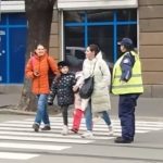 Къде изчезна българинът от общия хол с цветни мечти?