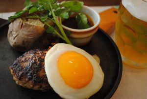 Малките яйца са по-полезни: Защо трябва да ги съхраняваме с острото надолу