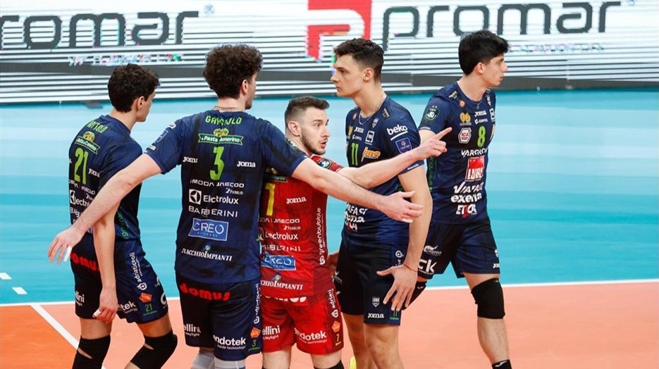 Алекс Николов и "Лубе" отпаднаха от Шампионската лига след втора загуба от "Заверче"