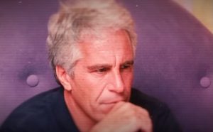 Близка на Джефри Епстийн разкрива: Той искаше да „осинови“ принц Андрю