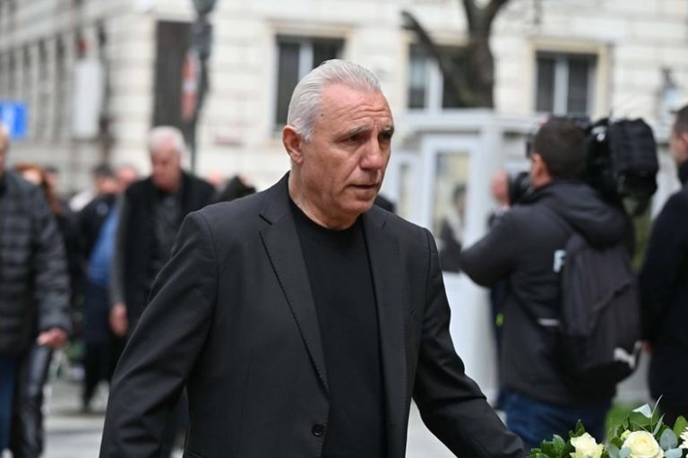 Стоичков за Борислав Михайлов: Намерихме сили в най-трудния момент да си стиснем ръцете Стоичков за Борислав Михайлов: Намерихме сили в най-трудния момент да си стиснем ръцете