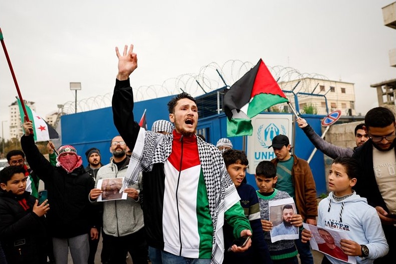 ОАЕ осъдиха вандалски прояви срещу посолството си в Дамаск заради нов израелски закон