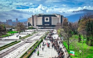 Гората.бг подарява 65 000 дръвчета пред НДК за празника Цветница