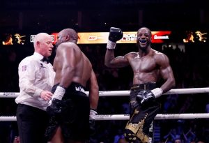 Дионтей Уайлдър победи Дерек Чисора със съдийско решение в Лондон